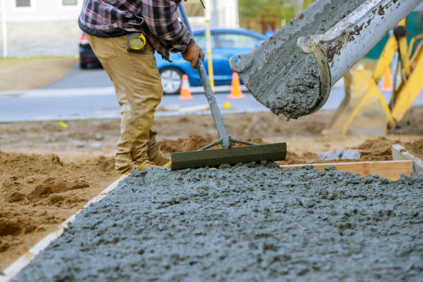 Best Concrete Driveway Installation in East Moline, IL
